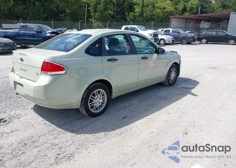 2010 Ford Focus Se z USA, uszkodzony, nr VIN 1FAHP3FN9AW205002